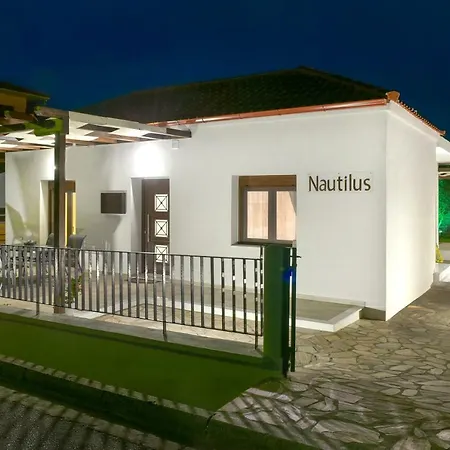 Vakantiehuis νautilus Luxury *